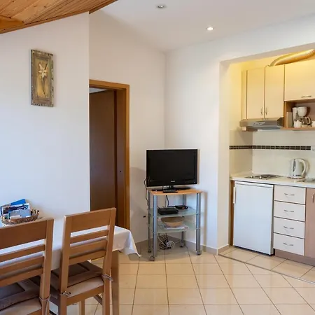 Apartment Liza *