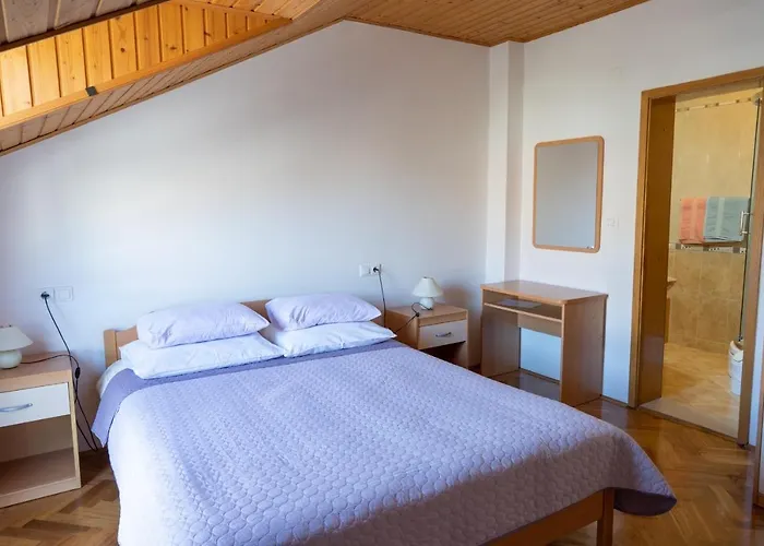 理查卡夫塔特公寓酒店 察夫塔特