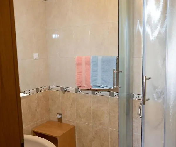 理查卡夫塔特公寓酒店 公寓 *