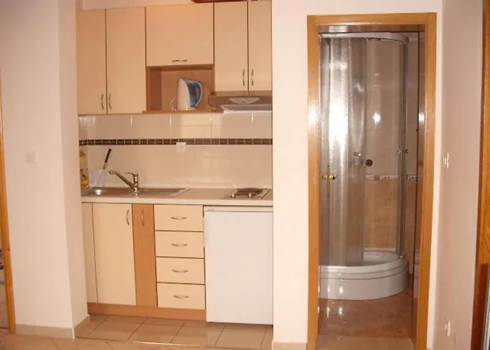 公寓 理查卡夫塔特公寓酒店 *