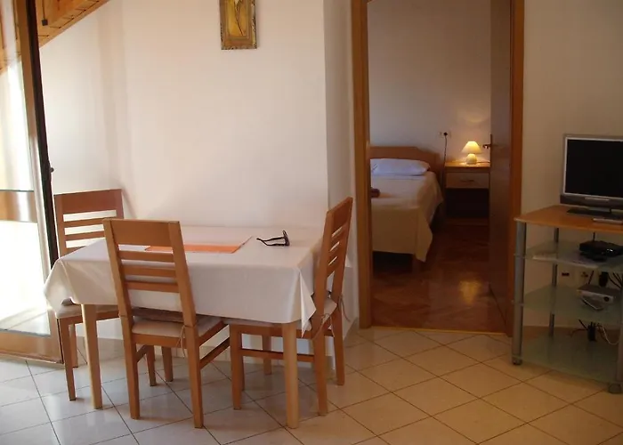 理查卡夫塔特公寓酒店 察夫塔特